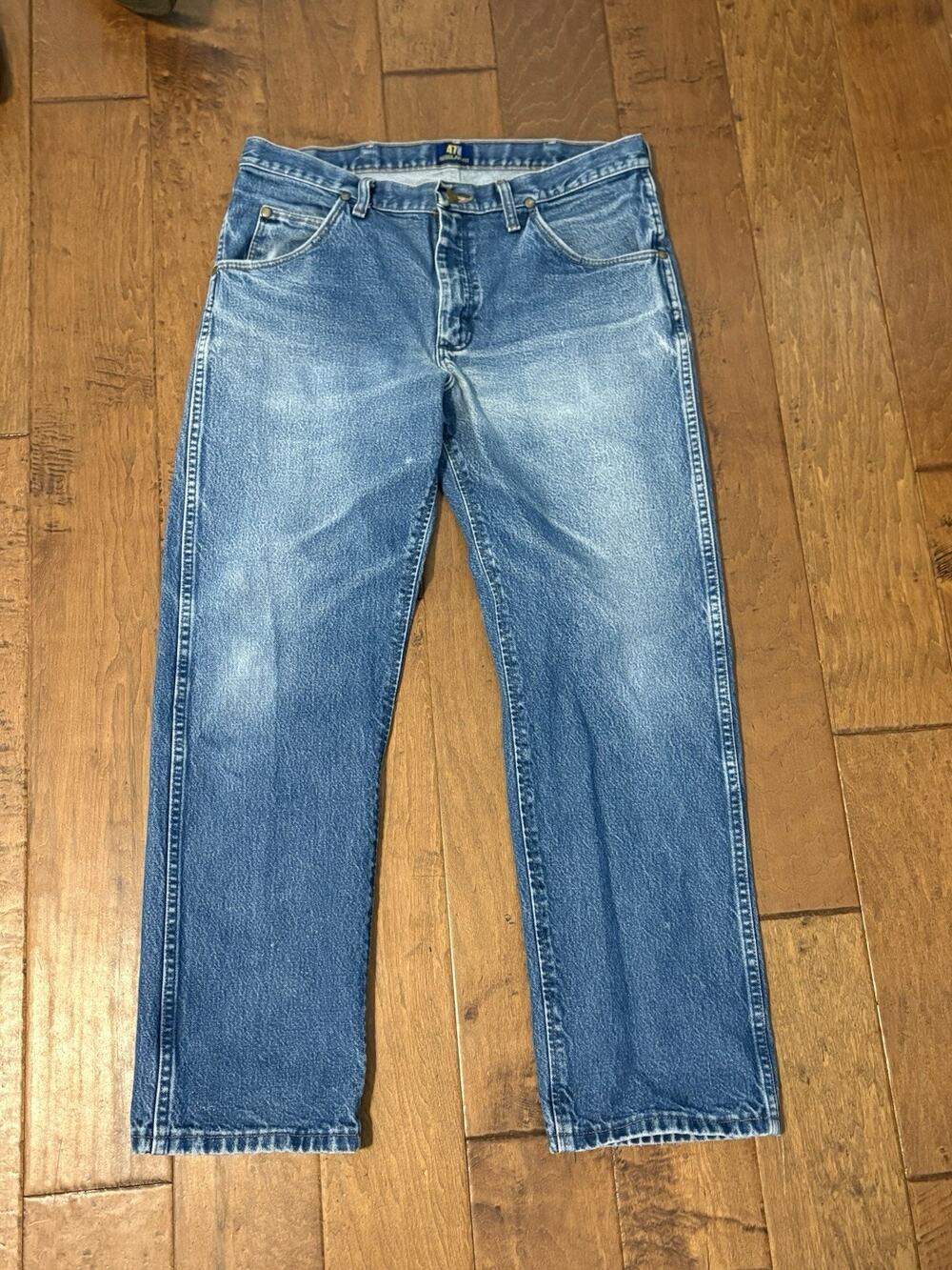 Wrangler 47MWZ Premium Performance Cowboy Cut Jeans Mens 34x29 (Tag 34x30) Blue
